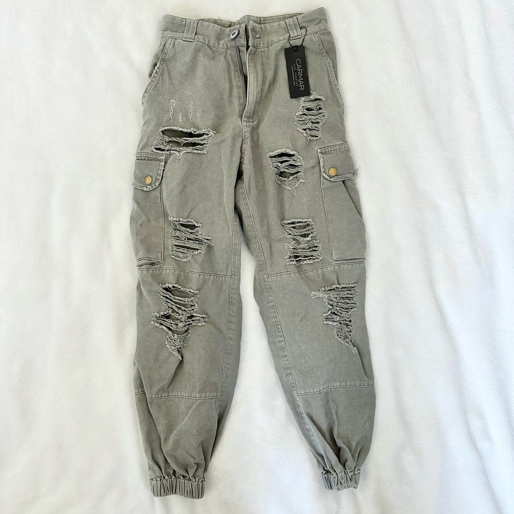 NWT Carmar size 6 cargo pants